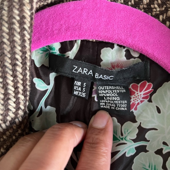 ZARA blazer with cute inner lining floral print! - Picture 7 of 7